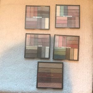 Women make up - 4 kits eyeshadows- 1 kit bronzer